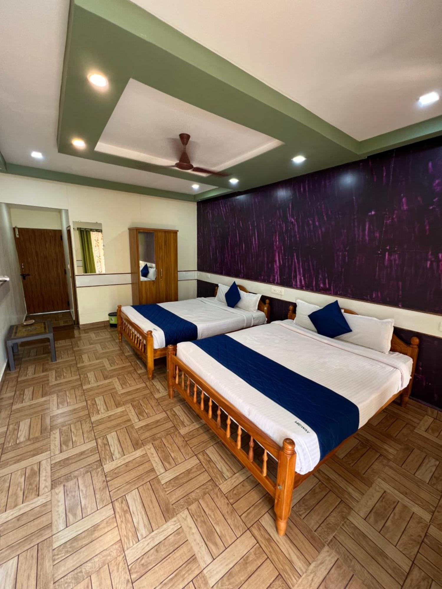 The Midway Jungle Resort Masinagudi Extérieur photo
