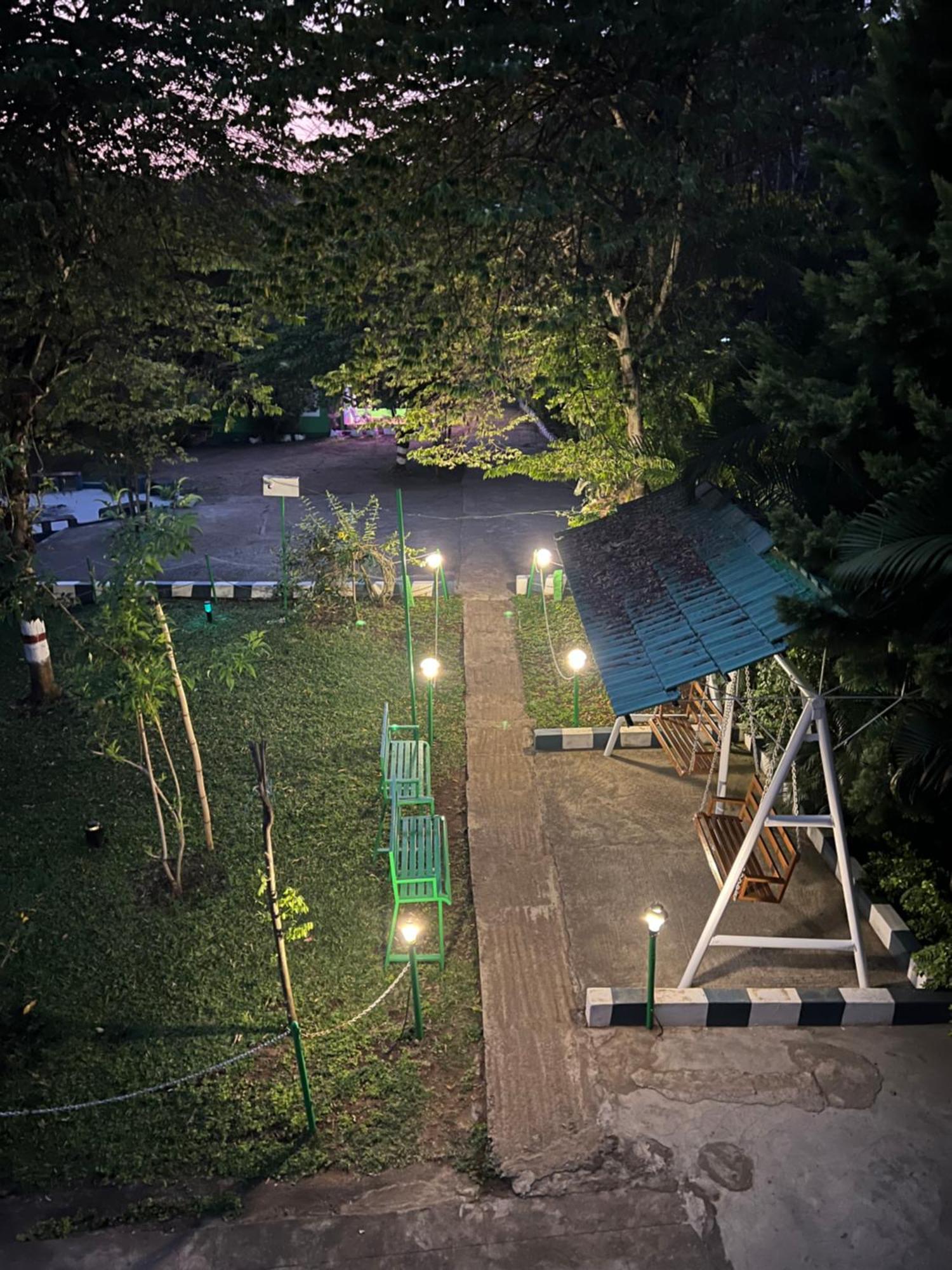 The Midway Jungle Resort Masinagudi Extérieur photo