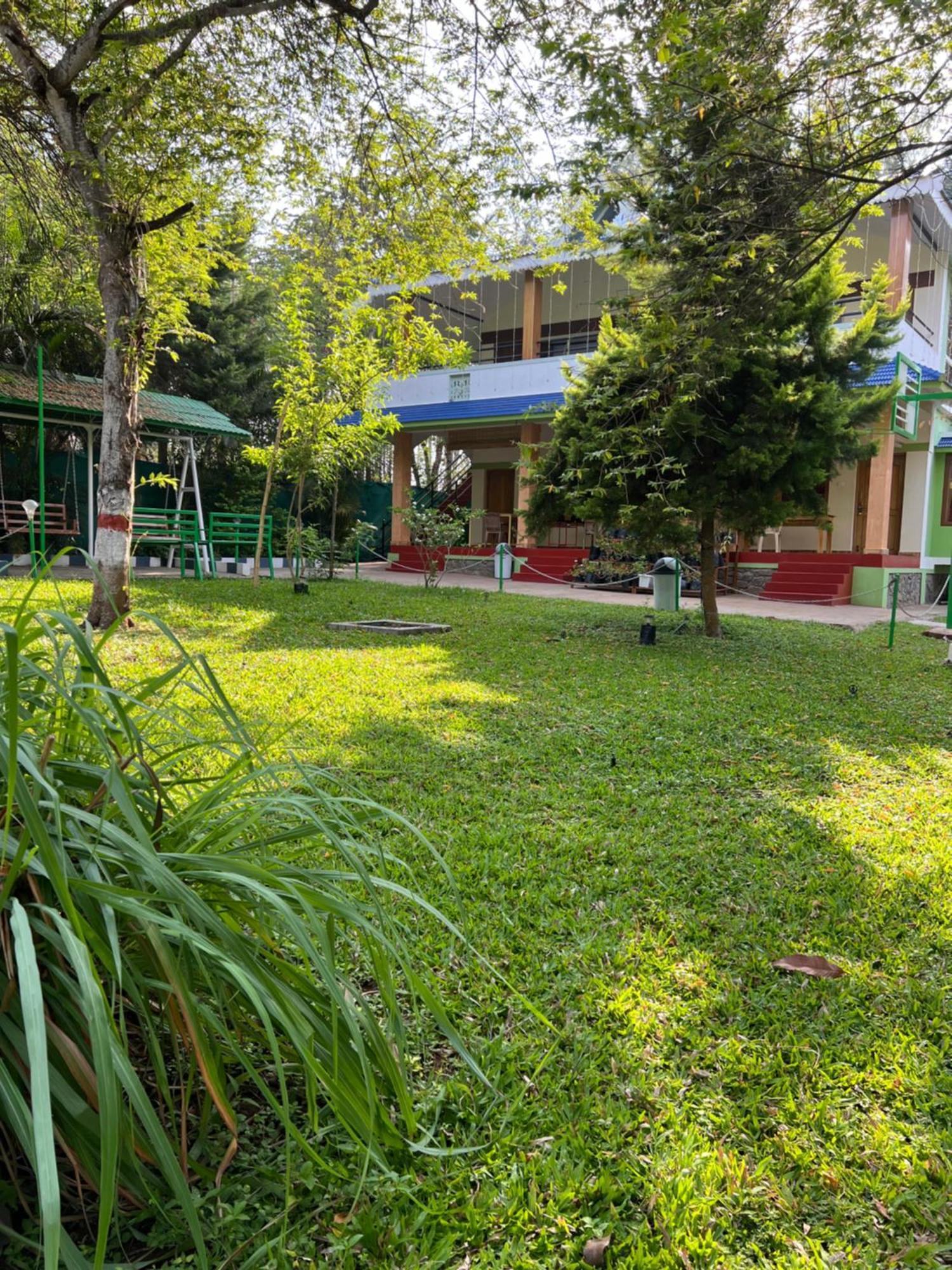 The Midway Jungle Resort Masinagudi Extérieur photo